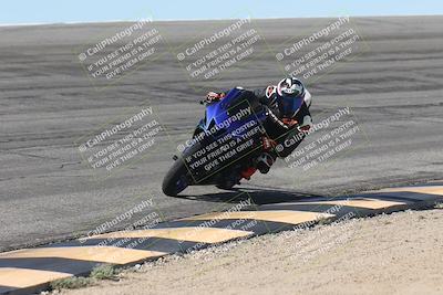 media/Oct-13-2025-Moto Forza (Mon) [[a66d839500]]/4-C Group/Session 2 (Bowl)/